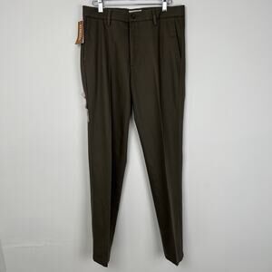 NWT Dockers Men's 30x32 TAN Flat Front Slim Tapered Fit Signature Khaki Pants